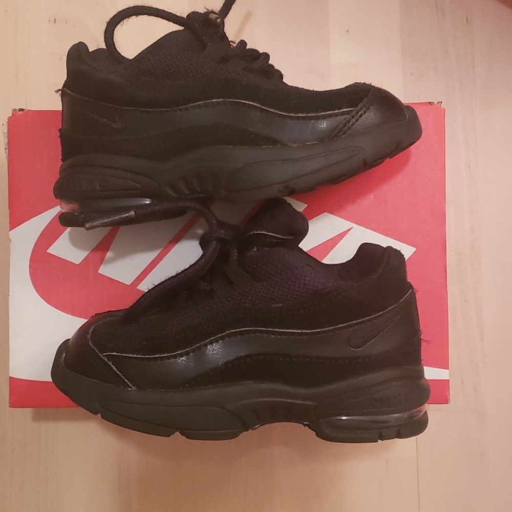 Toddlers shoe